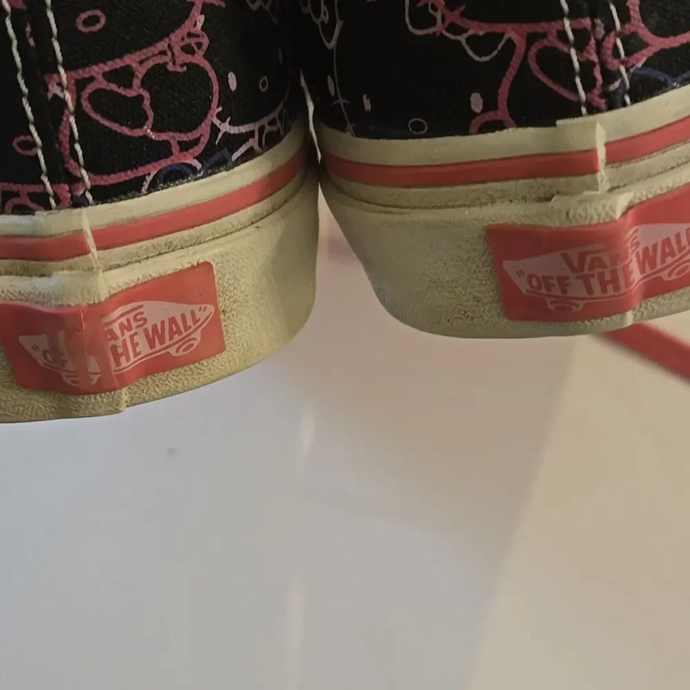 Vans Hello Kitty Sneakers - Black and Pink - Picture 3 of 8